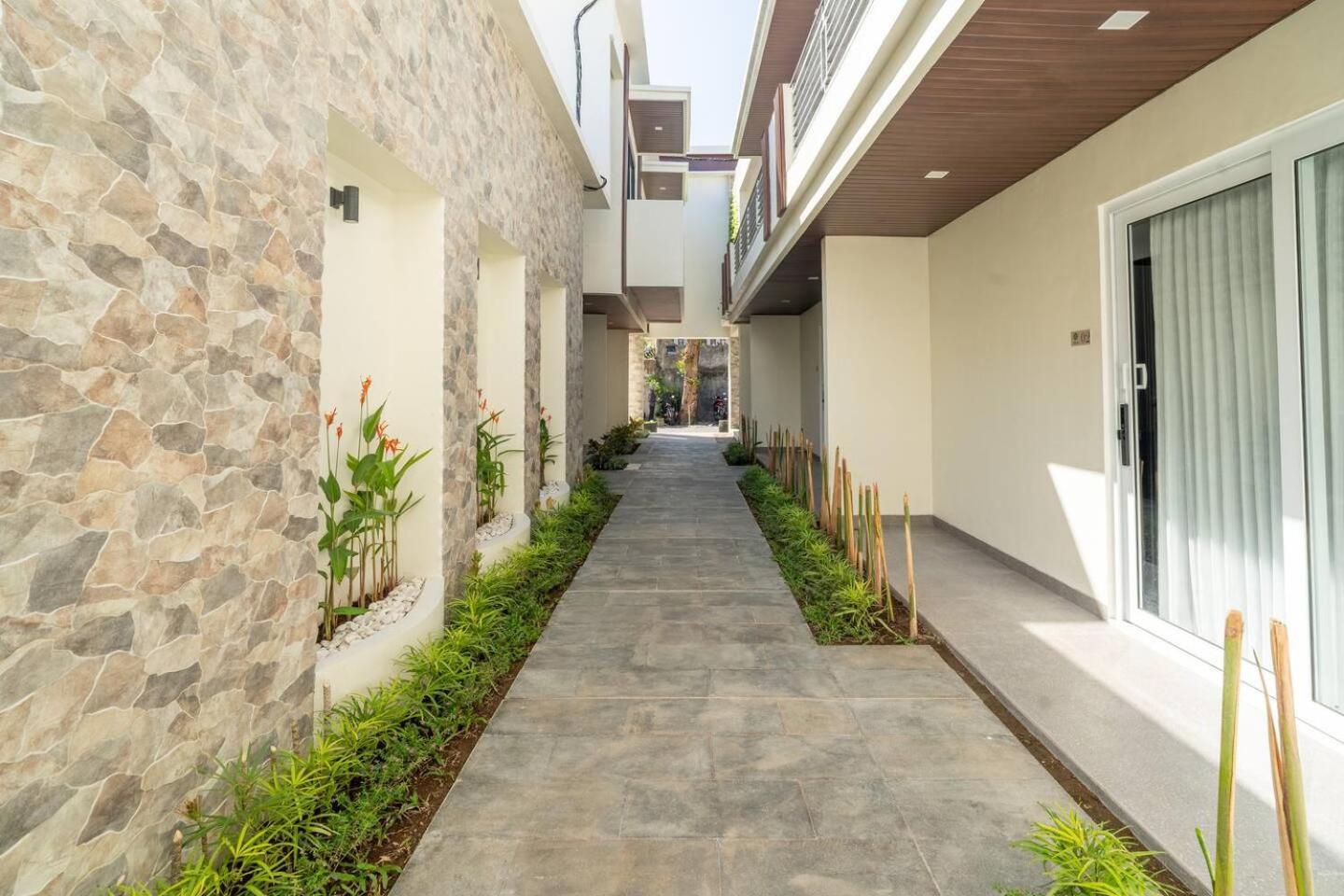 Alyxia 1 Bedroom Apartment In Central Seminyak Exterior photo